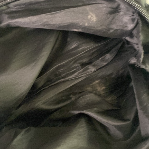 Small Black and tan purse - Picture 14 of 17